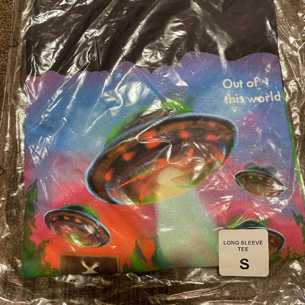 NWT Dutch Bros small long sleeve